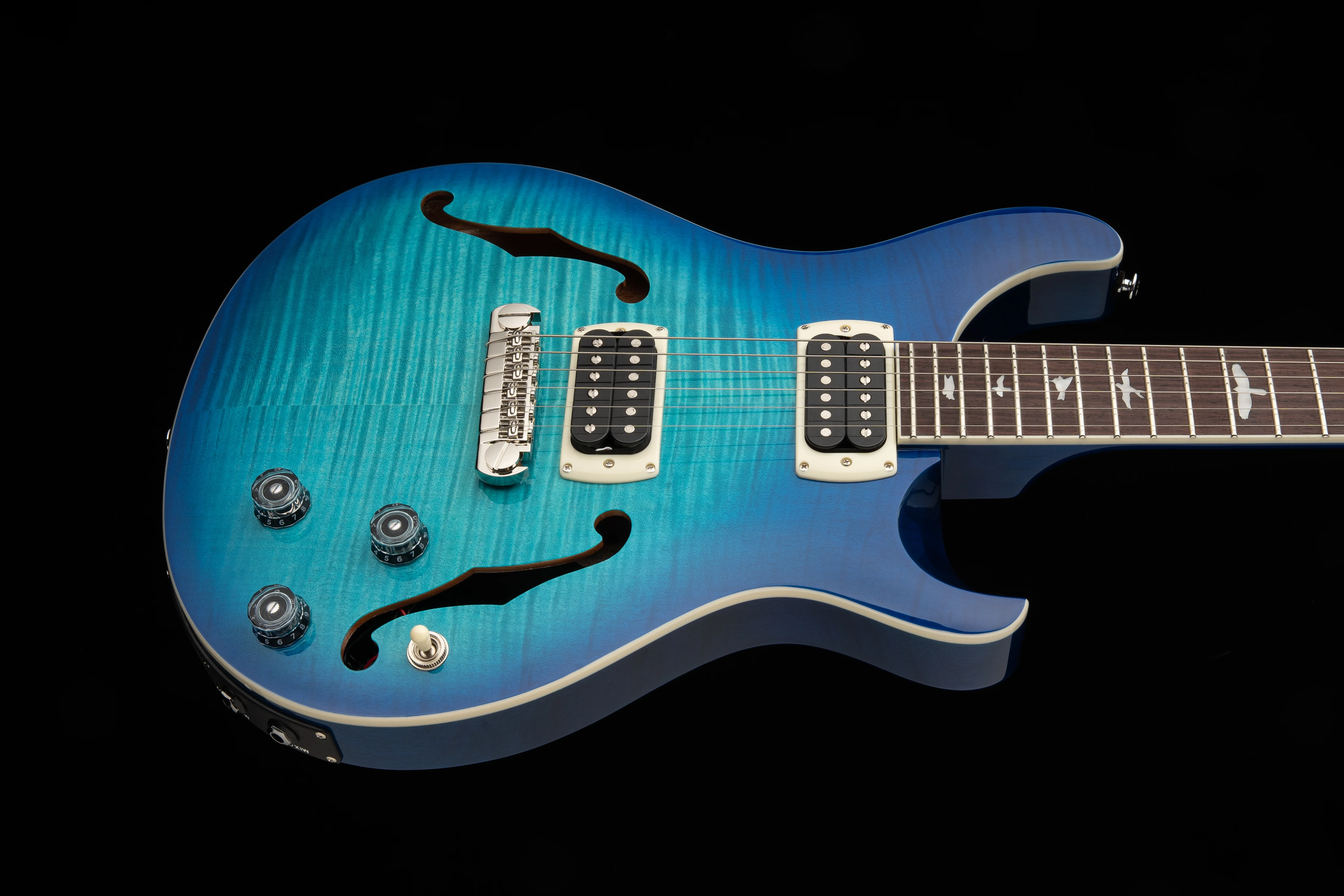 SE Flat Back Hollowbody I Piezo Lake Blue
